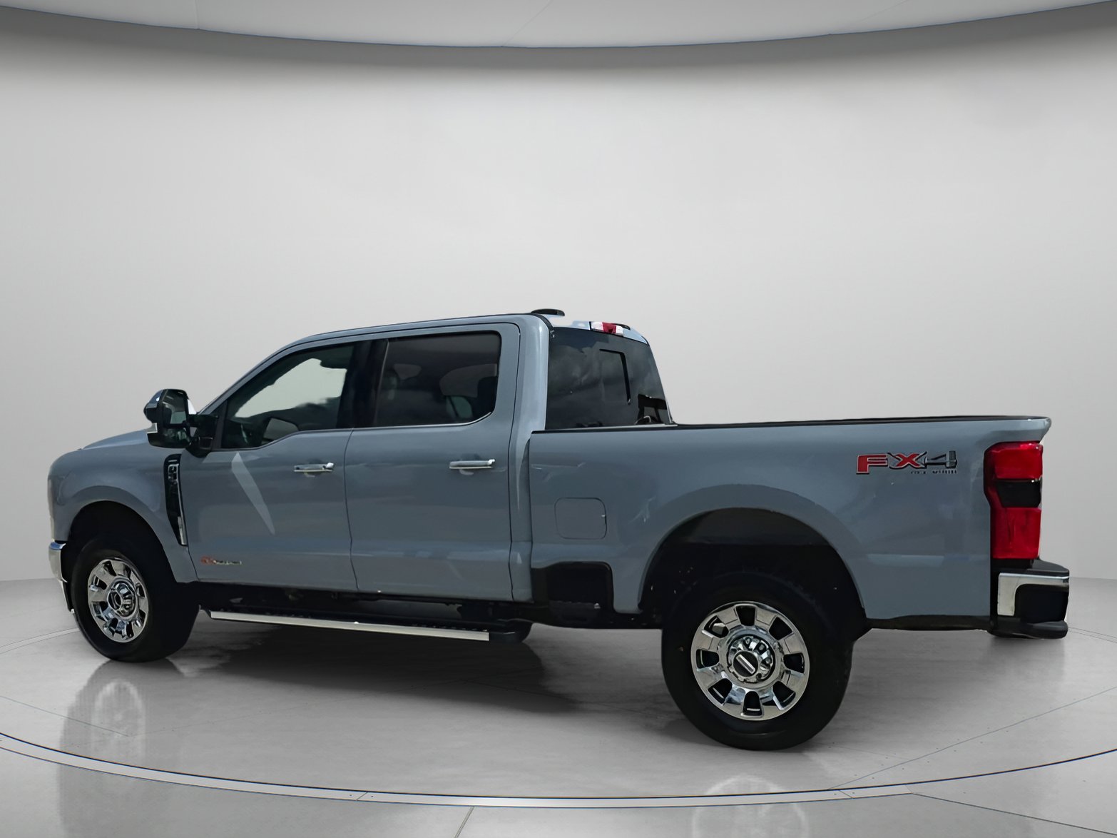 Used 2025 Ford F350 Lariat w/ Chrome Package AWD/4WD image 21