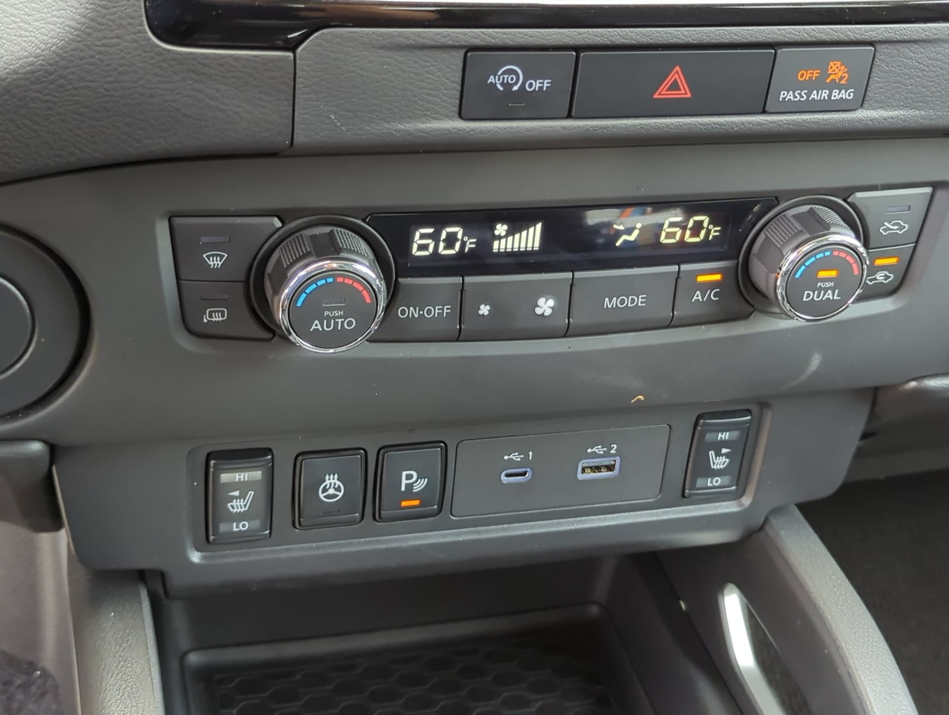 Used 2024 Nissan Frontier SL w/ Technology Package RWD image 25