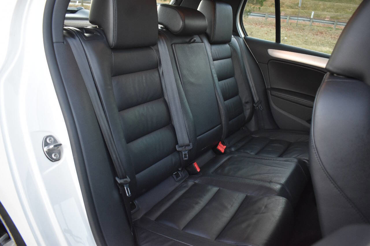 Used 2013 Volkswagen GTI Autobahn image 16