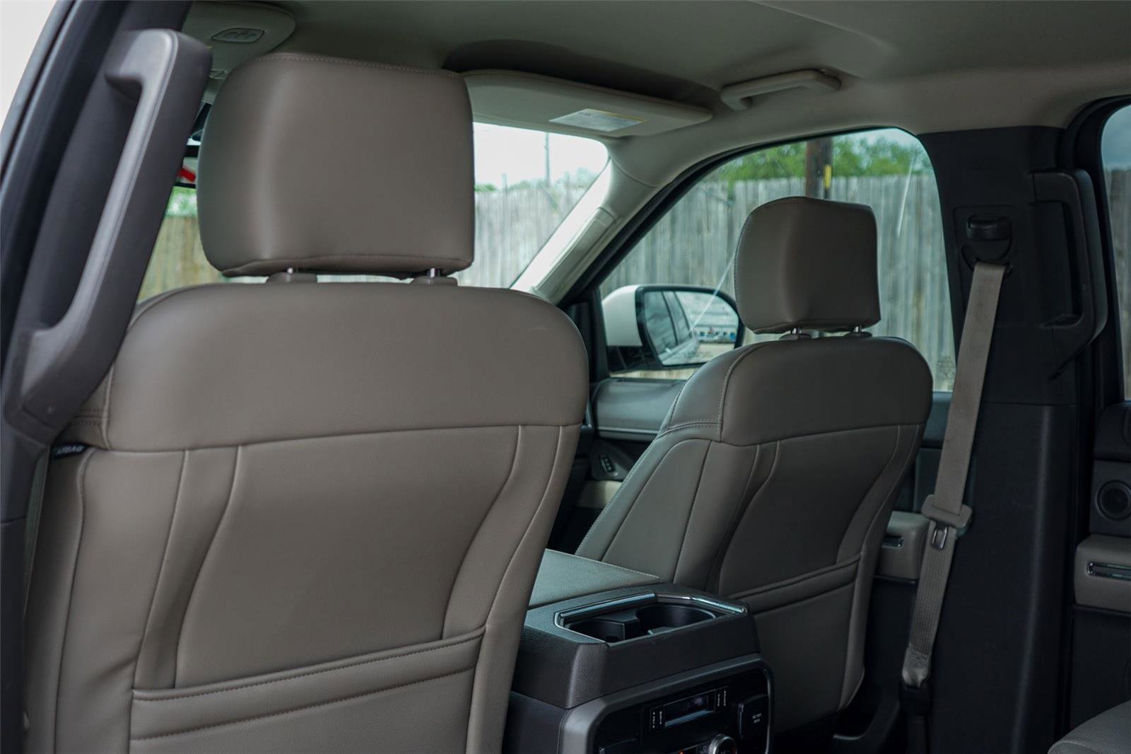Used 2018 Ford Expedition XLT w/ Equipment Group 202A image 22