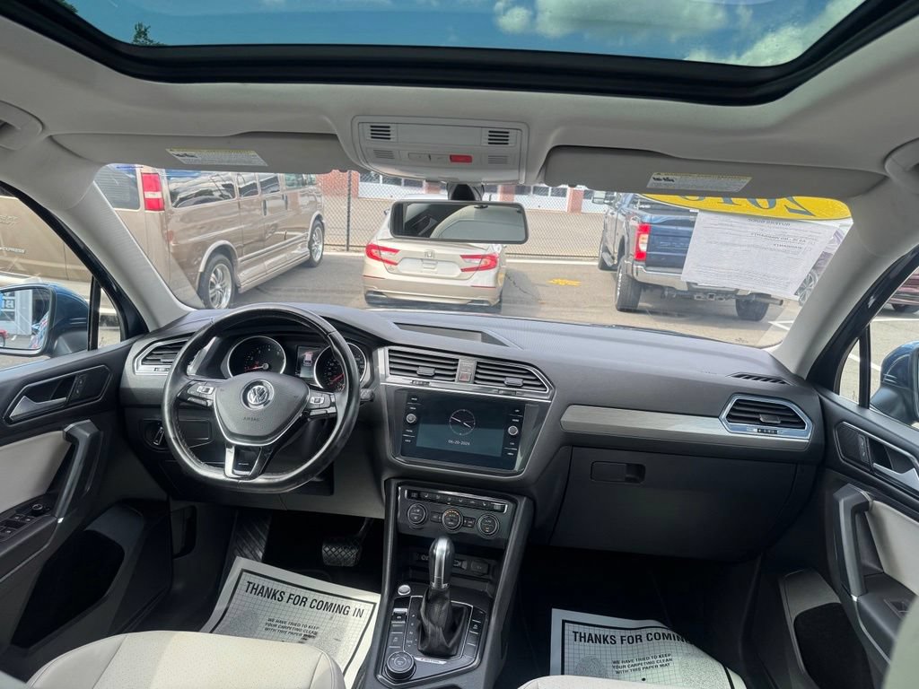 Used 2018 Volkswagen Tiguan SE w/ Panoramic Sunroof Package AWD/4WD image 20