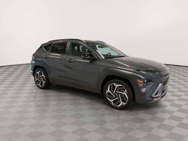 Used 2026 Hyundai Kona SEL Premium FWD image 13