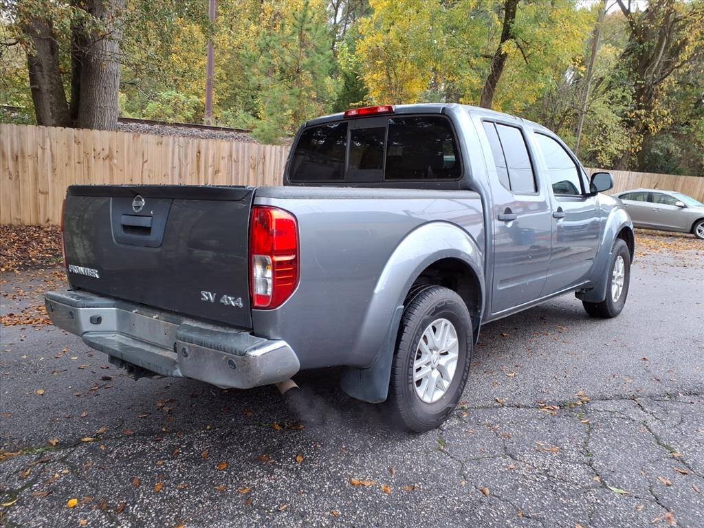 Used 2020 Nissan Frontier SV AWD/4WD image 3