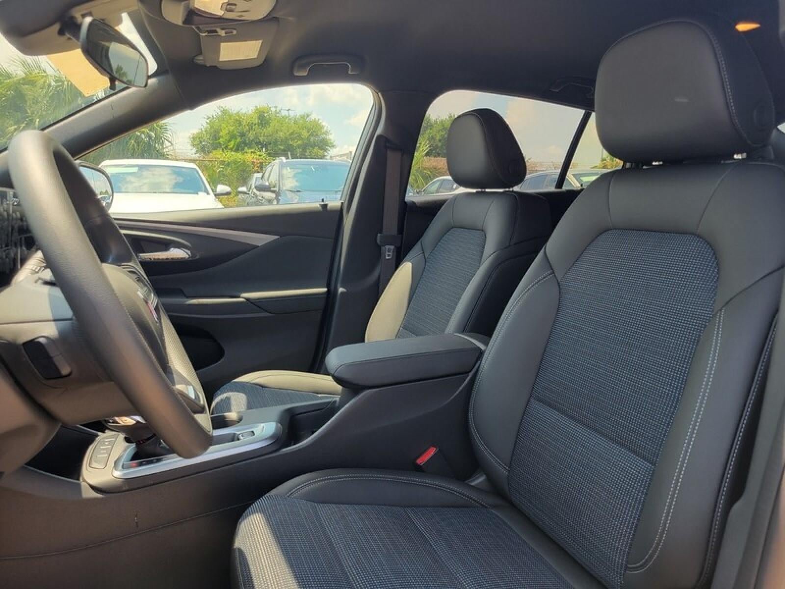 New 2026 Buick Envista Preferred FWD image 12