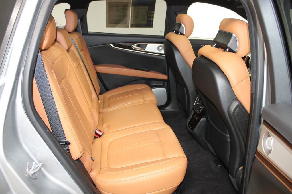 Used 2023 Lincoln Nautilus Black Label AWD/4WD image 33