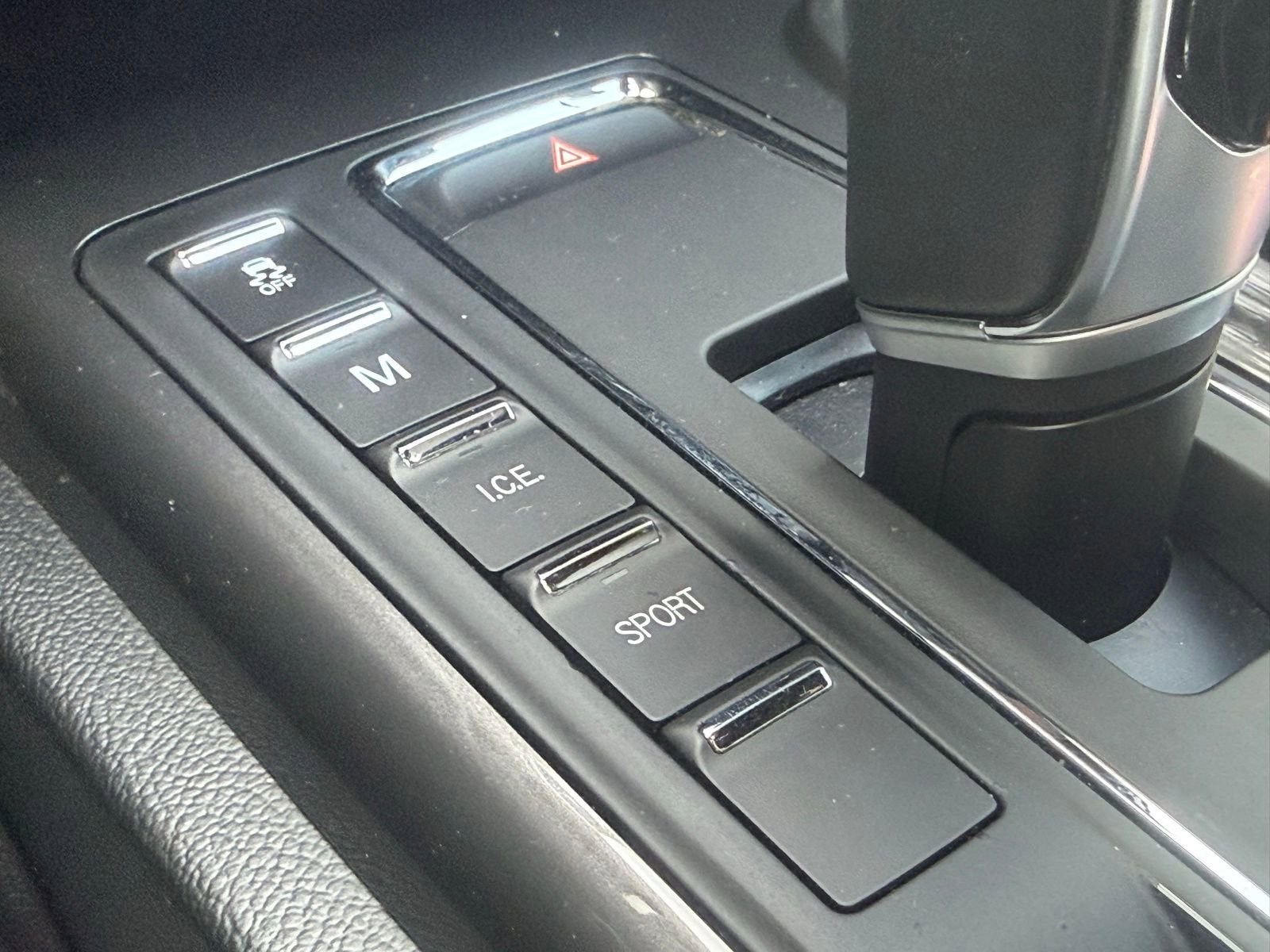 Used 2018 Maserati Ghibli RWD image 26