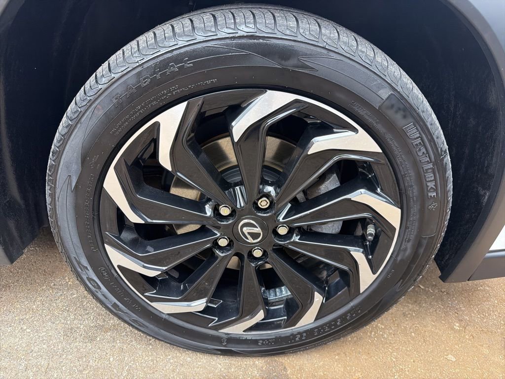 Used 2020 Lexus UX 250h F Sport w/ F Sport Premium Package image 34