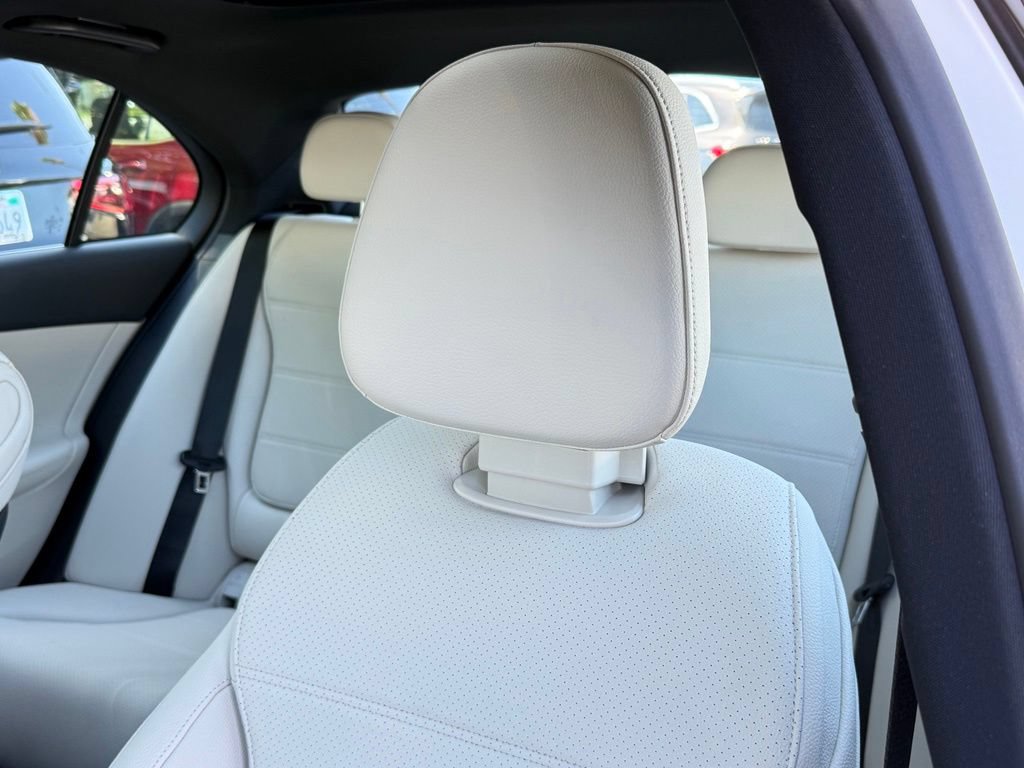 New 2026 Mercedes-Benz C 300 Sedan image 3