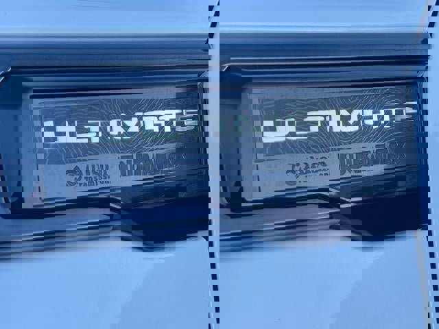 Used 2024 GMC Sierra 2500 Denali Ultimate image 6