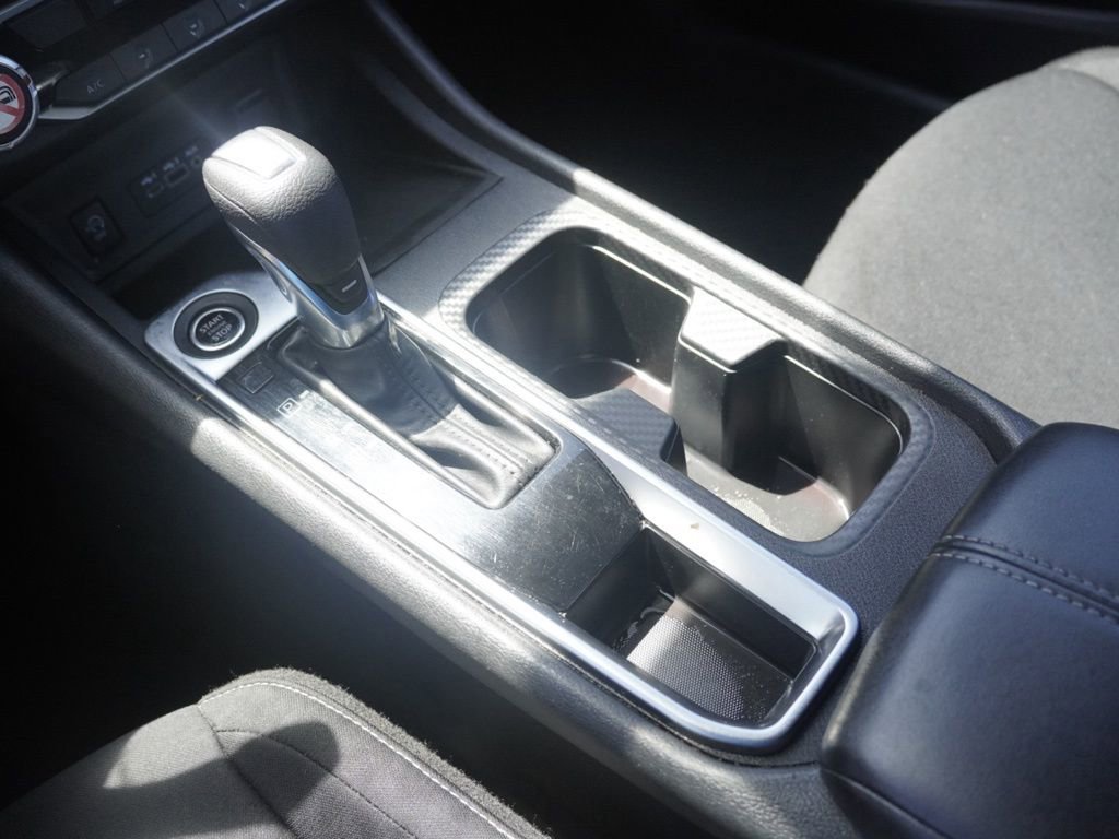 Certified 2024 Nissan Sentra SV image 14
