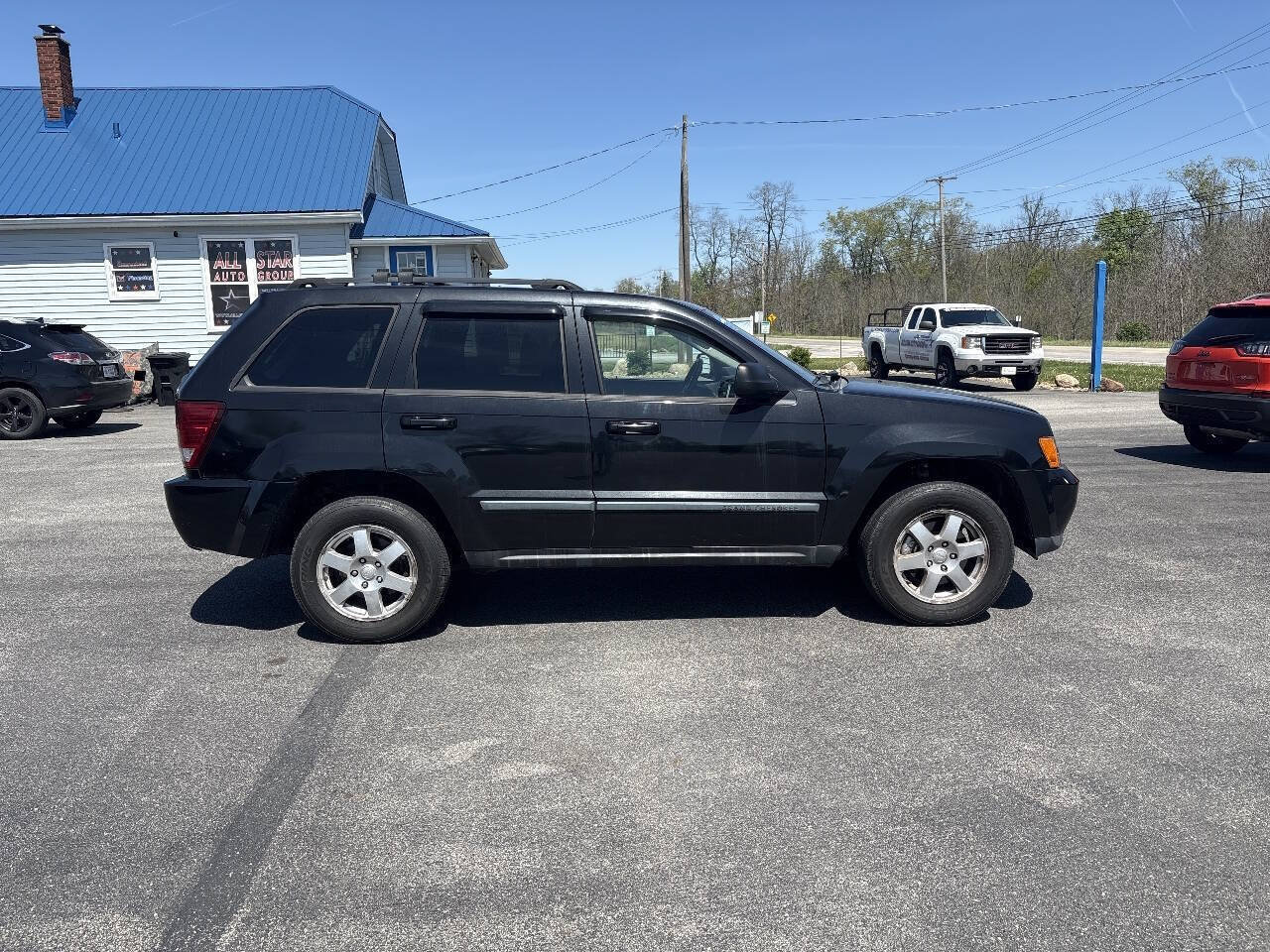 Used 2009 Jeep Grand Cherokee Laredo AWD/4WD image 8