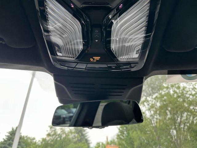 Certified 2025 BMW X7 M60i w/ Climate Comfort Package AWD/4WD image 38