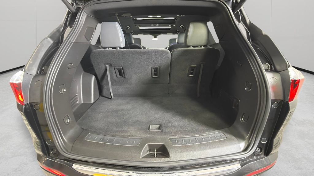 Certified 2022 Buick Enclave Essence w/ Experience Buick Package FWD image 30