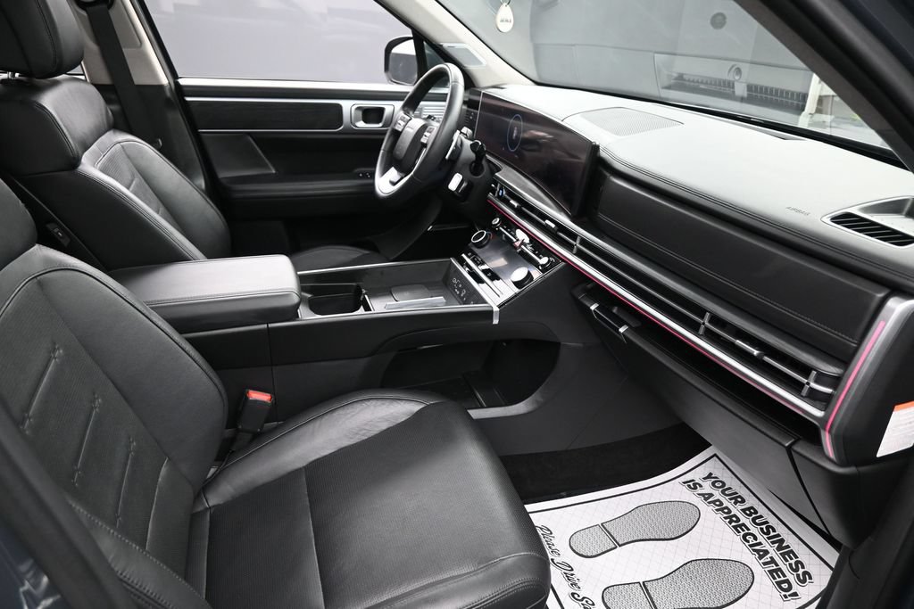 Used 2024 Hyundai Santa Fe Limited AWD/4WD image 37