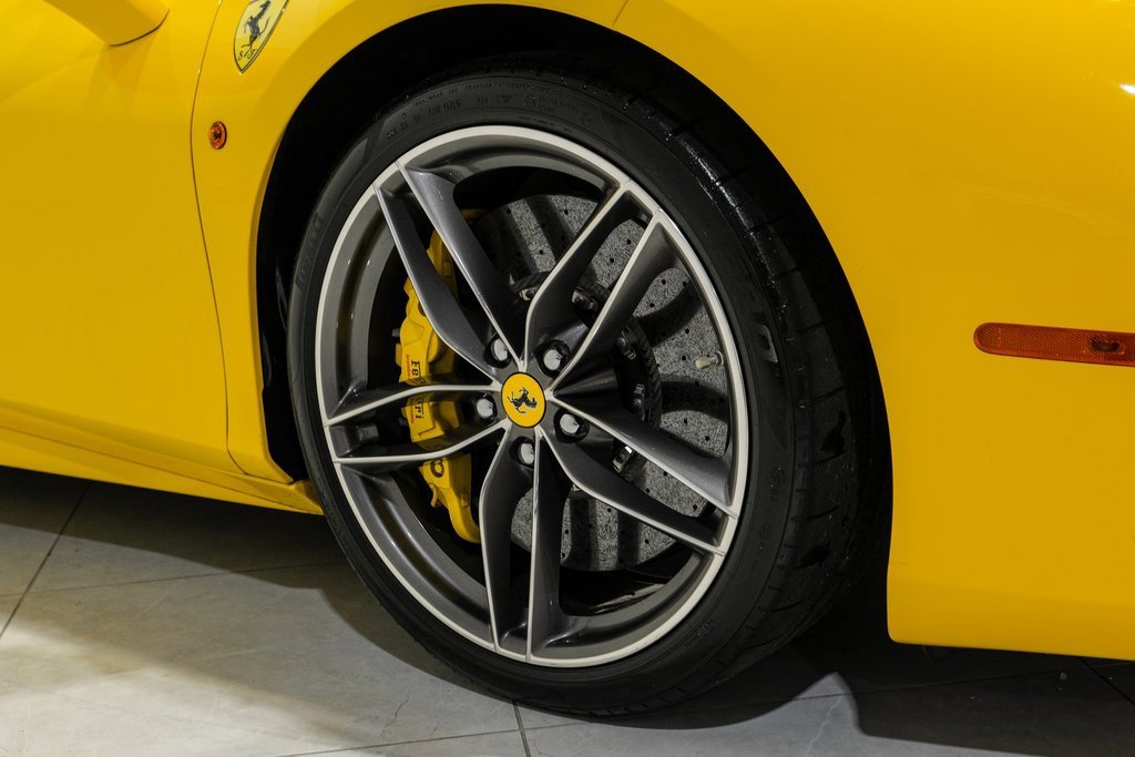 Used 2017 Ferrari 488 Spider image 48