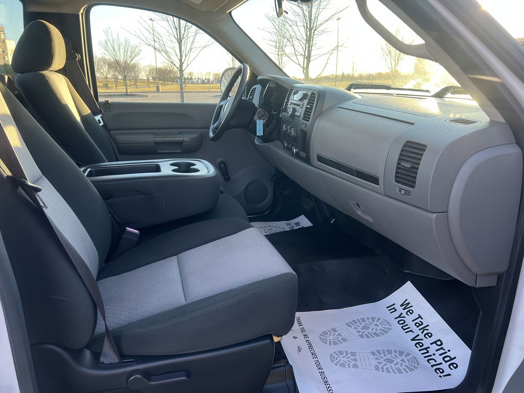 Used 2009 GMC Sierra 1500 W/T w/ SL Package image 11