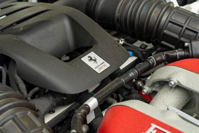 Used 2023 Ferrari Purosangue image 11