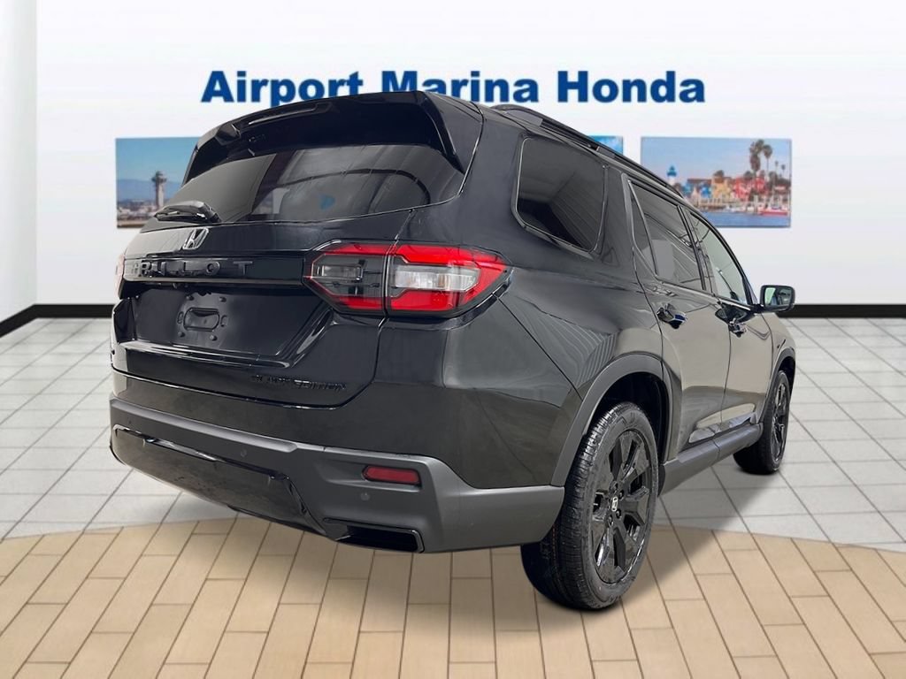 New 2026 Honda Pilot Black Edition image 5