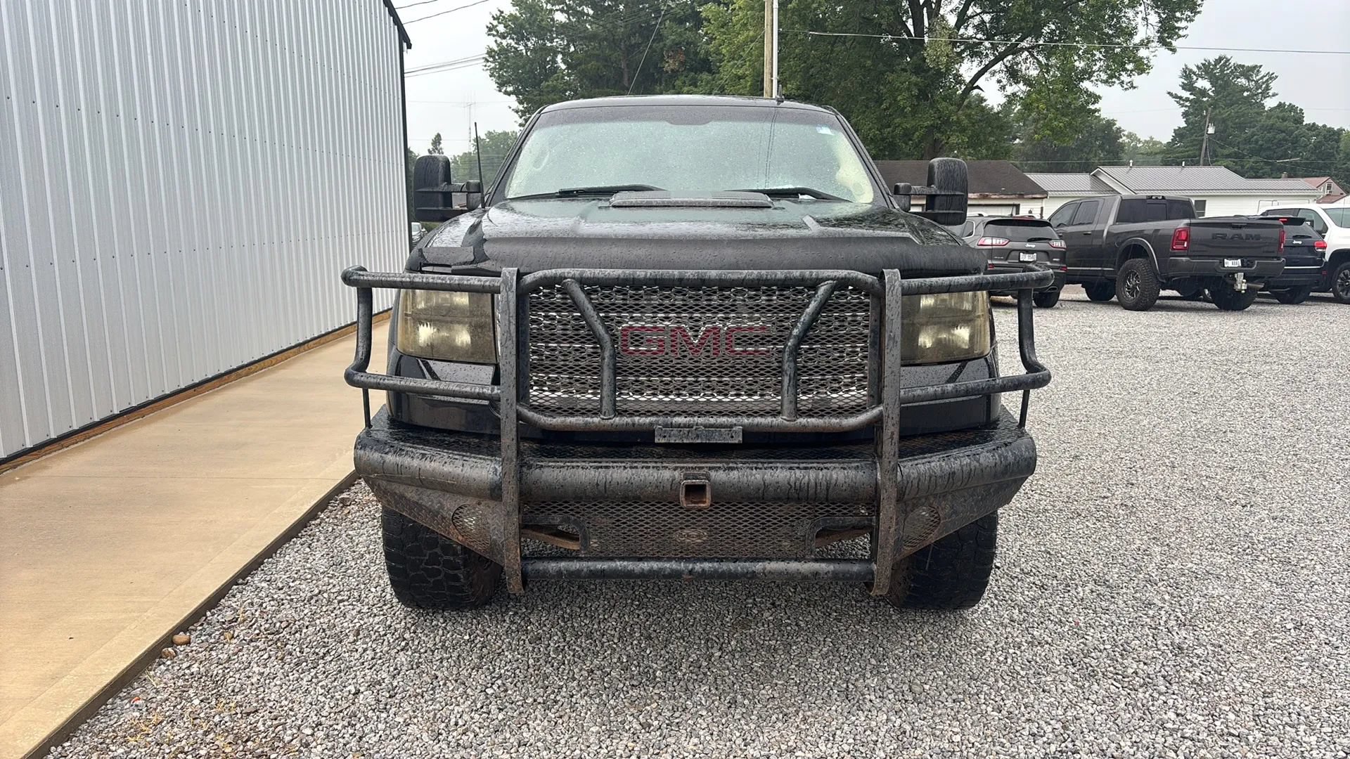 Used 2013 GMC Sierra 2500 Denali w/ Suspension Package, Off-Road AWD/4WD image 11