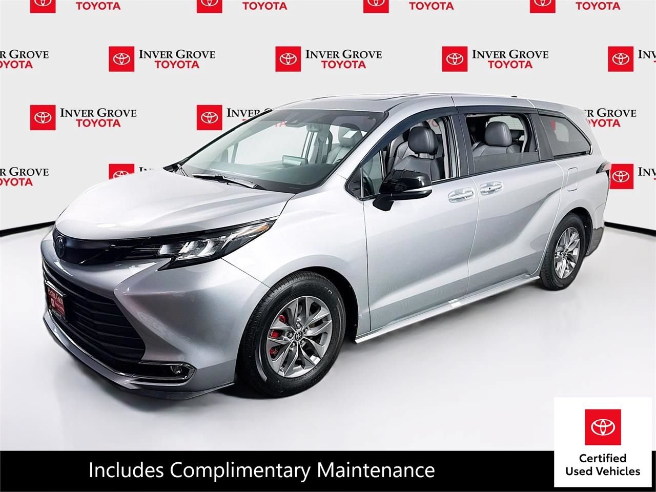 Certified 2022 Toyota Sienna XLE