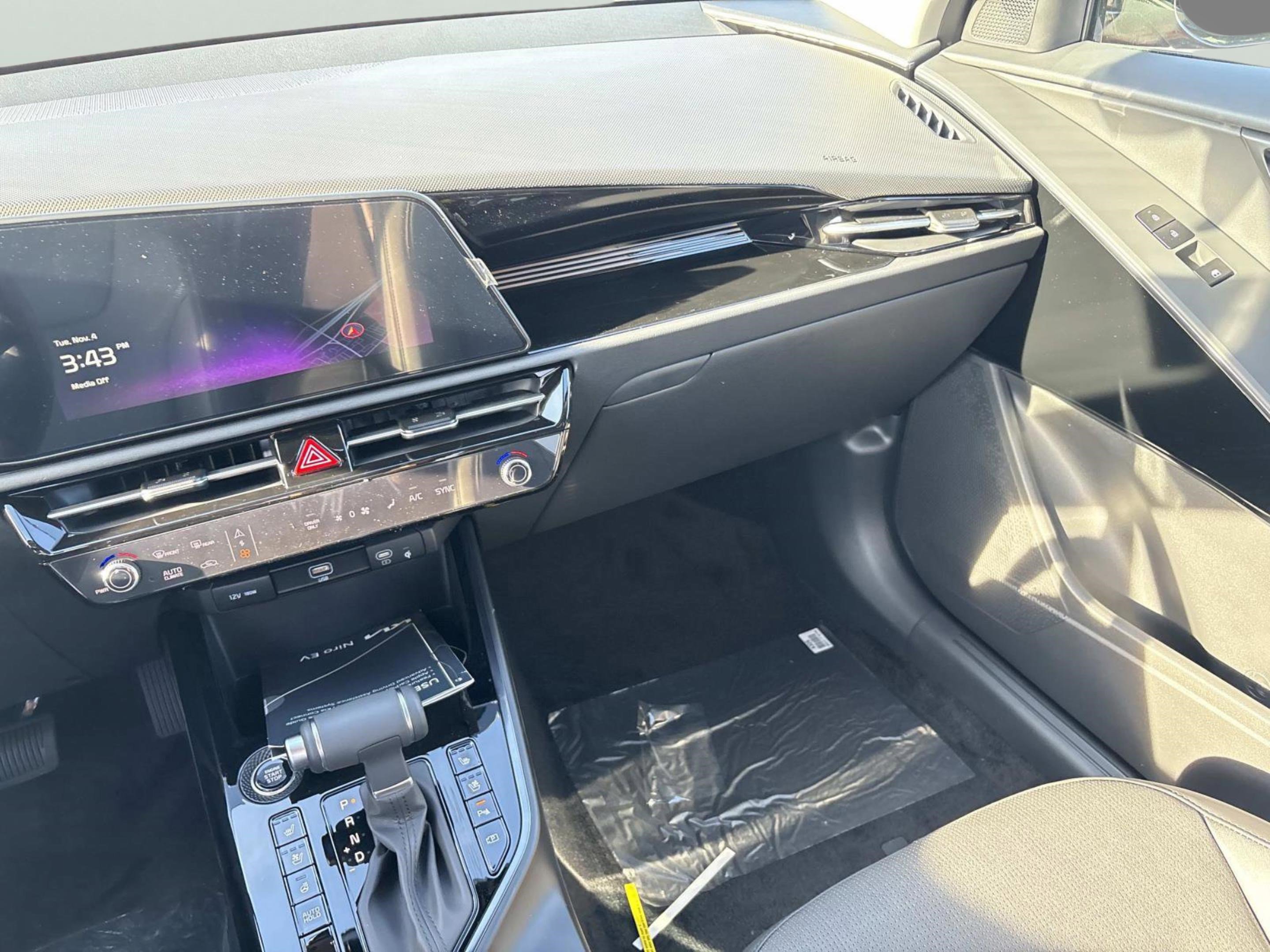 New 2026 Kia Niro SX image 16