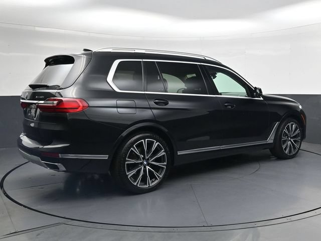 Used 2021 BMW X7 xDrive40i w/ Premium Package AWD/4WD image 4