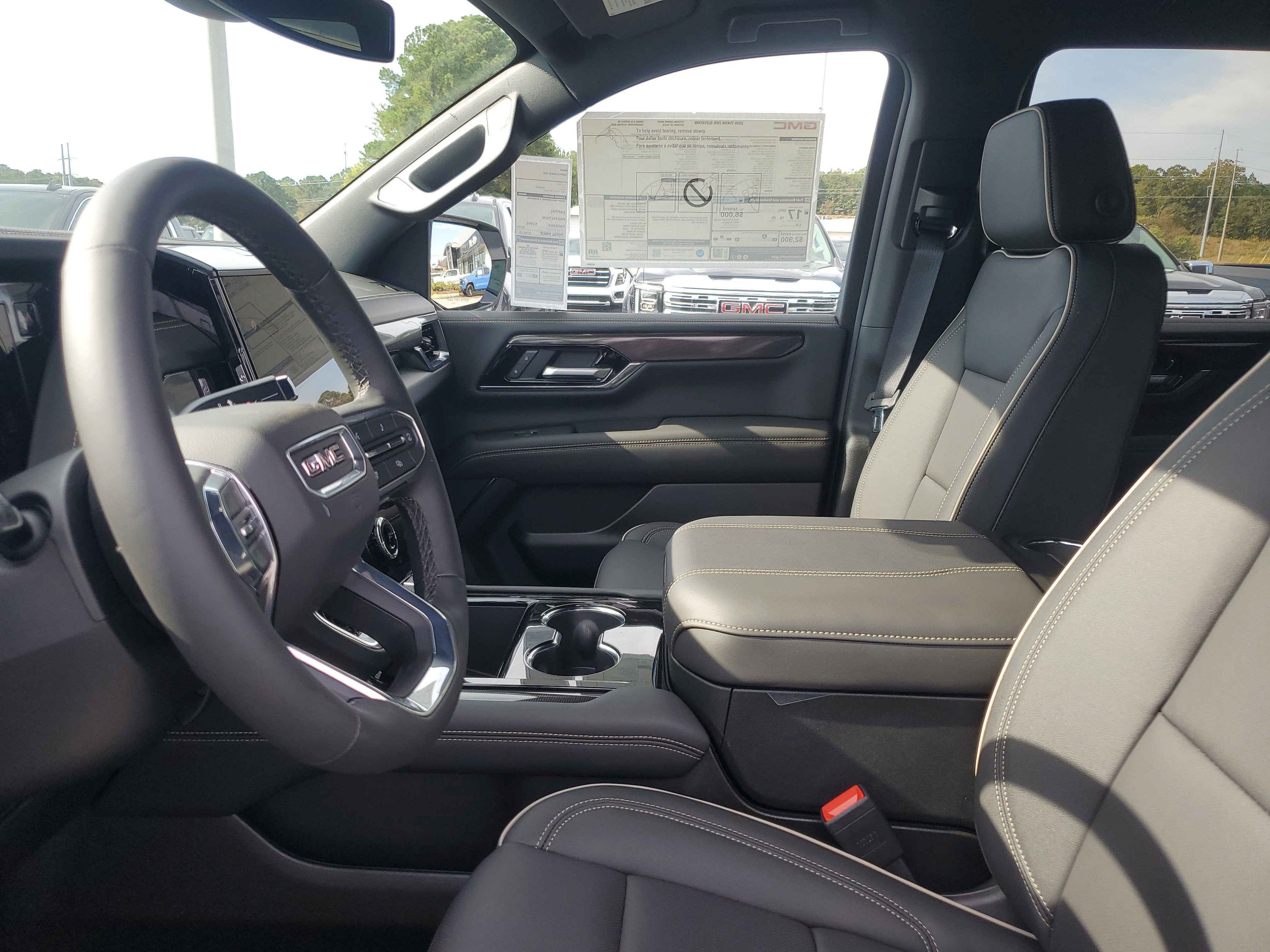 New 2026 GMC Yukon Elevation image 17