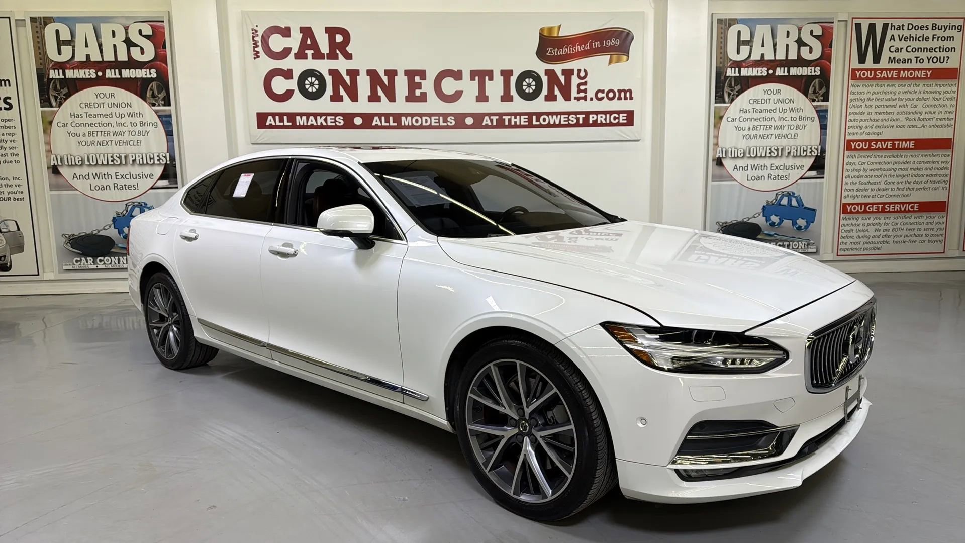 Used 2018 Volvo S90 T6 Inscription image 10