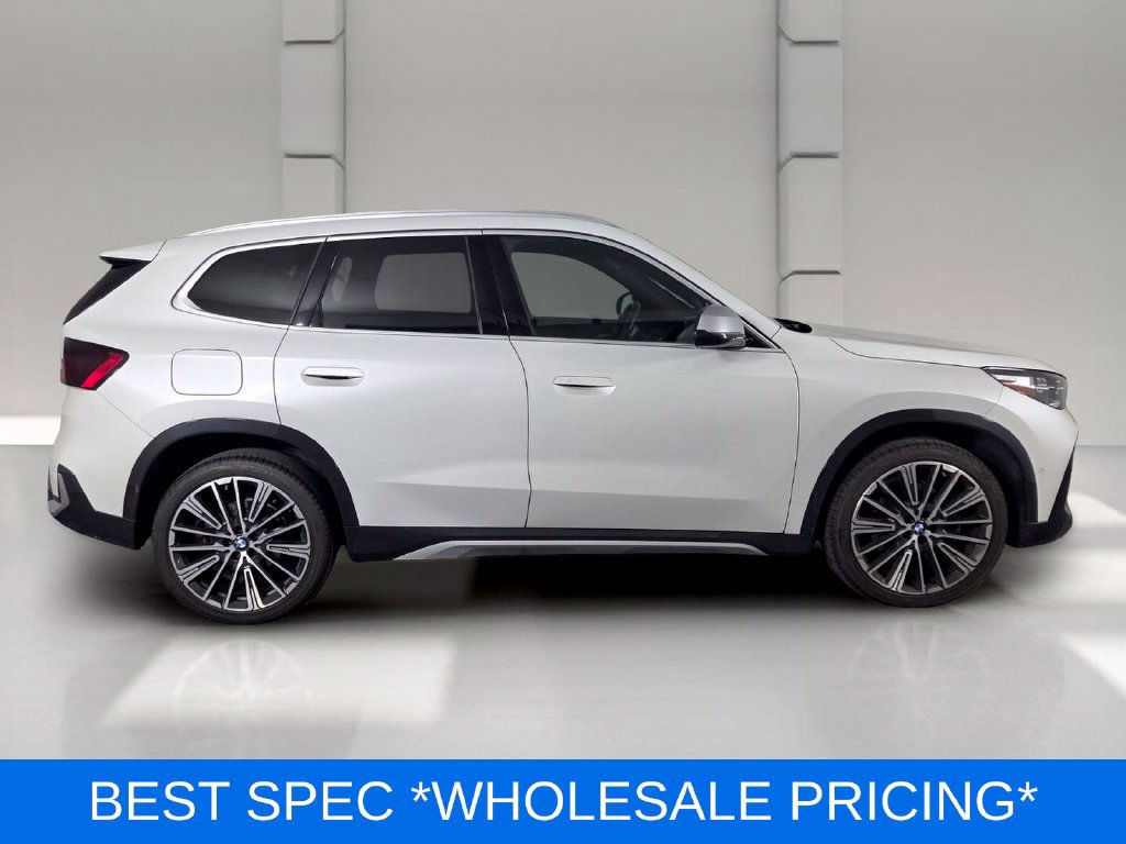 Used 2023 BMW X1 xDrive28i w/ Convenience Package AWD/4WD image 4