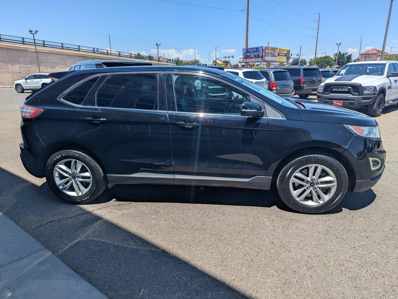 Used 2017 Ford Edge SEL w/ Equipment Group 201A AWD/4WD image 6