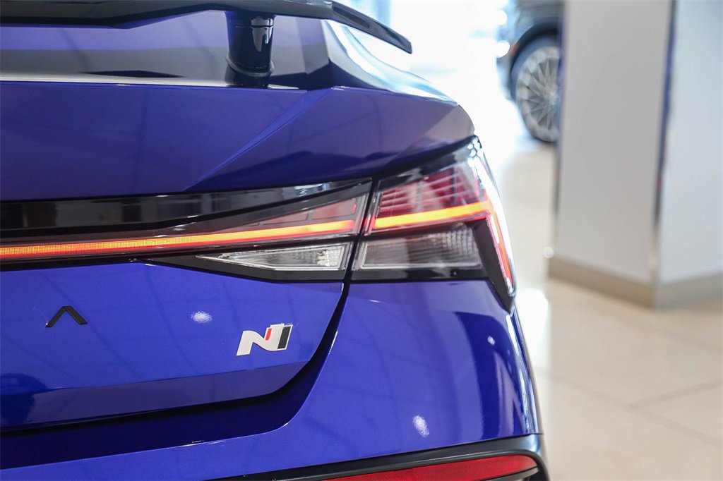 Certified 2025 Hyundai Elantra N image 9