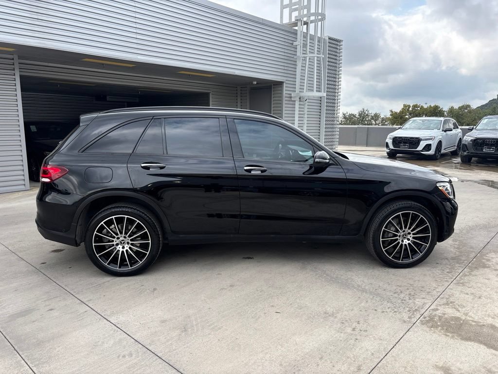Used 2022 Mercedes-Benz GLC 300 image 4