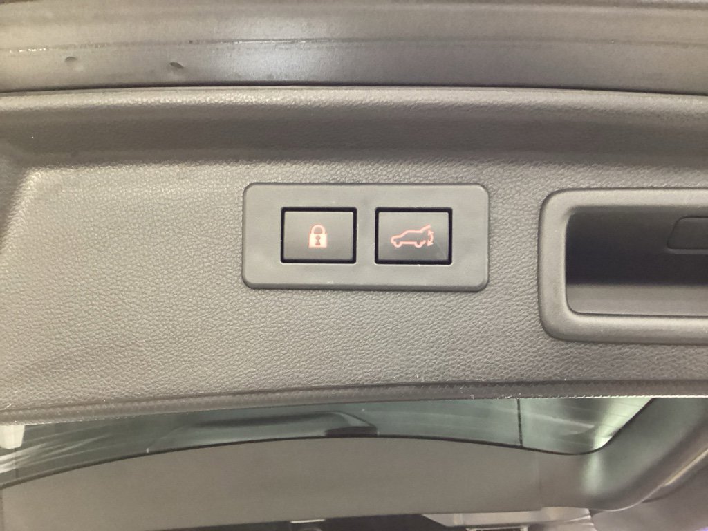 Used 2022 Subaru Forester Premium image 36