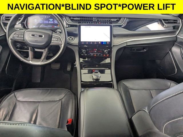 Used 2022 Jeep Grand Cherokee L Limited w/ Black Appearance Package image 29