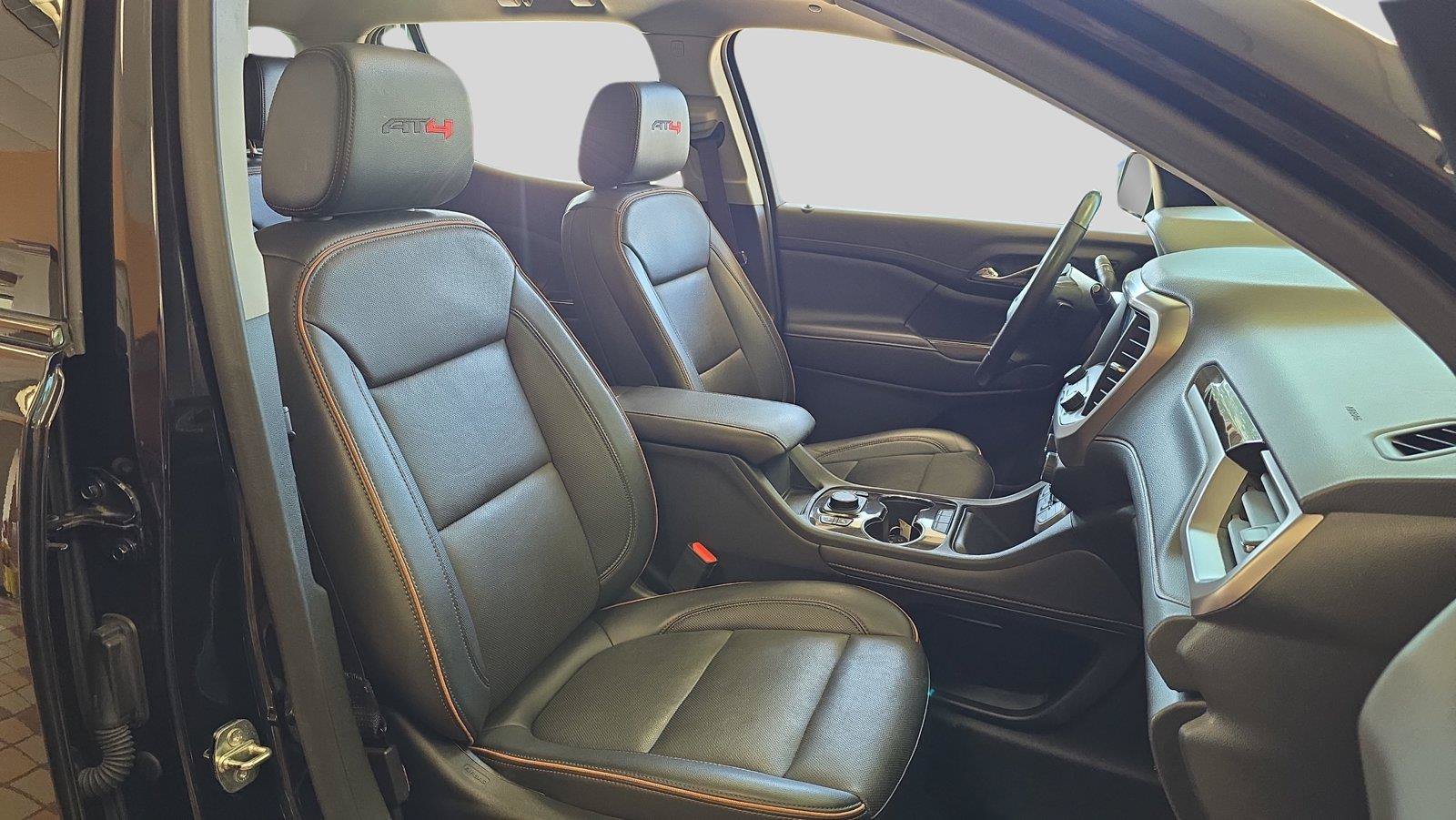 Used 2023 GMC Acadia AT4 w/ Technology Package AWD/4WD image 13