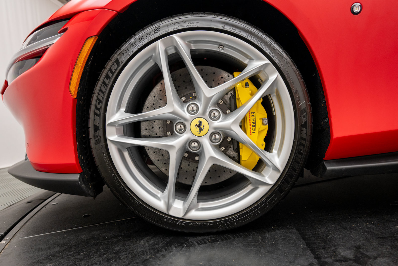Used 2026 Ferrari Roma Spider RWD image 52