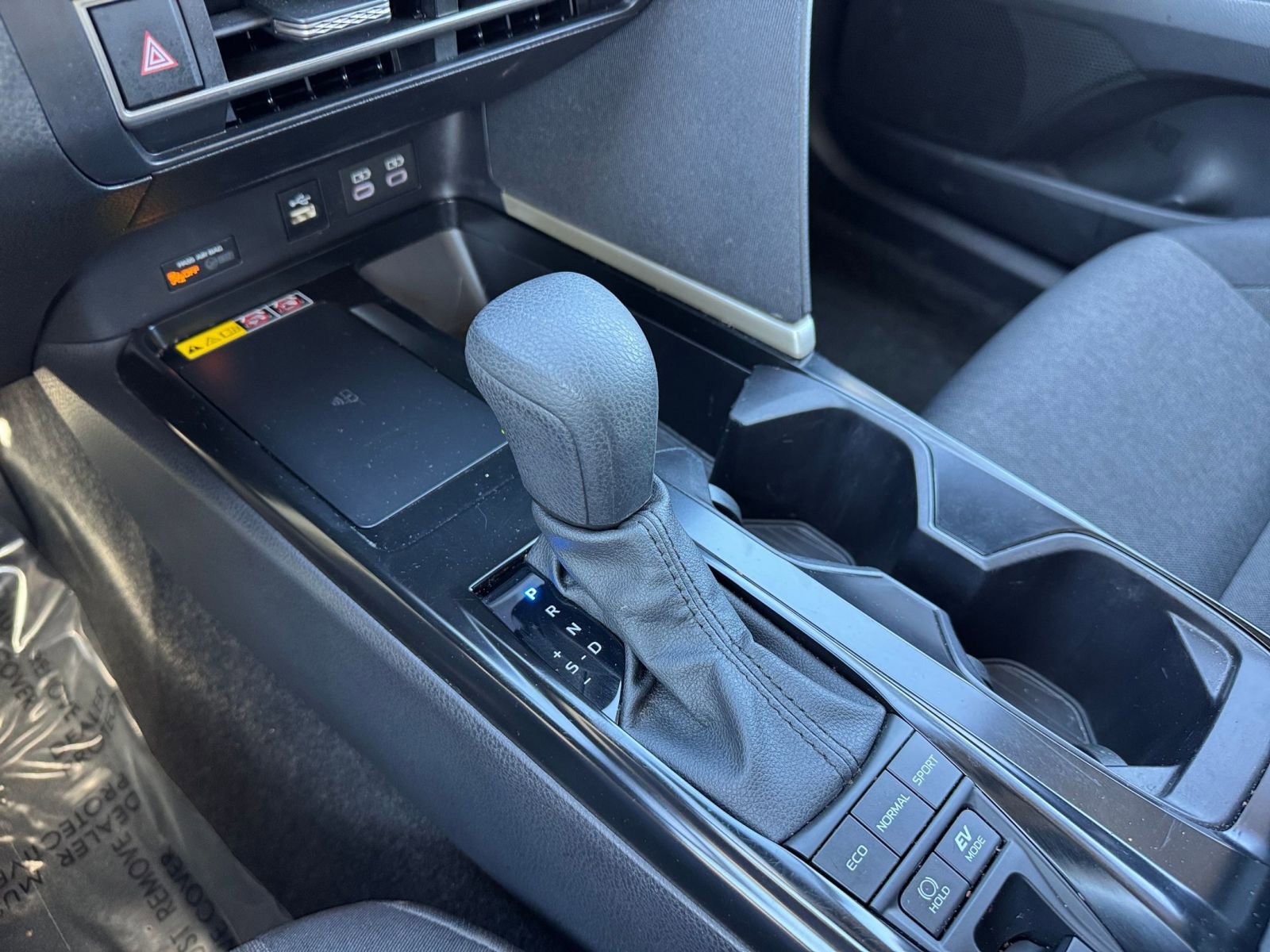 Used 2025 Toyota Camry LE image 36