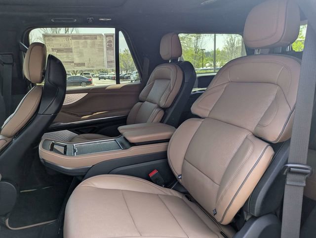 New 2026 Lincoln Navigator Black Label image 12