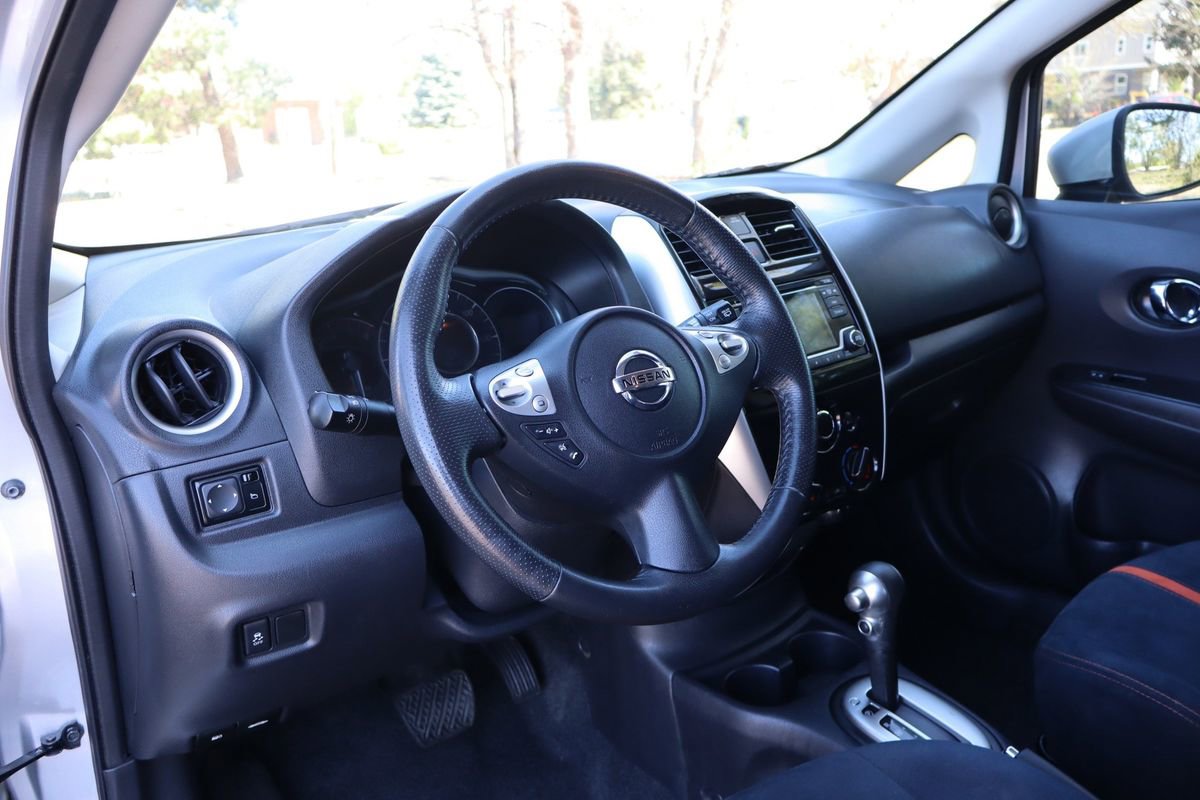 Used 2015 Nissan Versa Note SR w/ SR Convenience Package FWD image 15