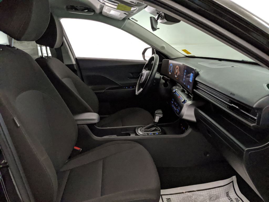 Used 2024 Hyundai Kona SEL image 26