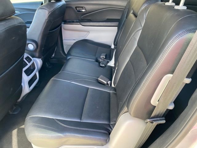 Used 2017 Honda Pilot LX image 13