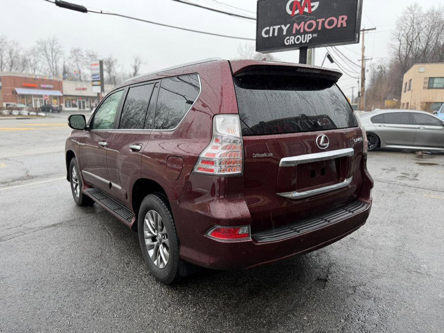 Used 2014 Lexus GX 460 Luxury w/ Driver Support Package image 4