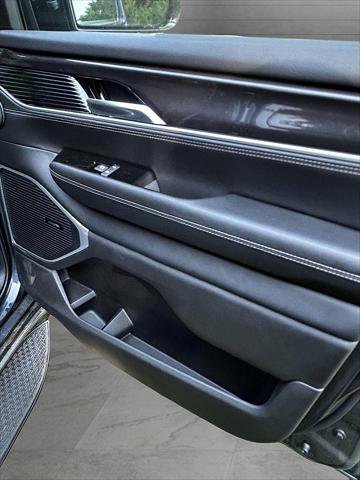 New 2024 Jeep Wagoneer 4WD w/ HD Trailer Tow Package image 21