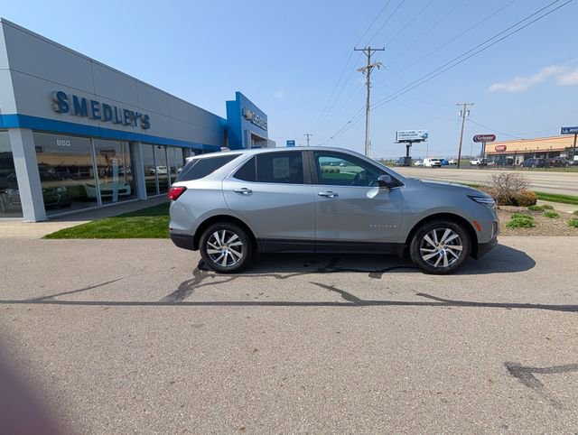 Used 2024 Chevrolet Equinox LT w/ LPO, Floor Liner Package image 2