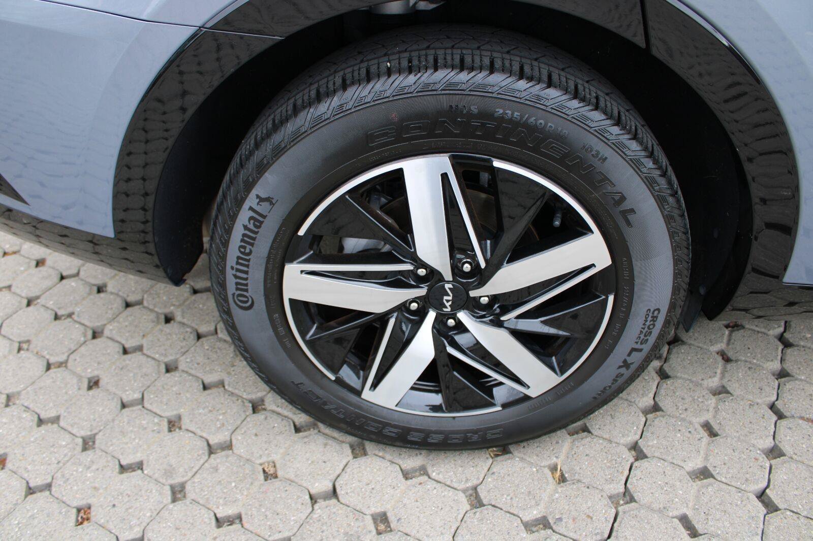 Used 2023 Kia Sorento S w/ Panoramic Sunroof Package FWD image 14