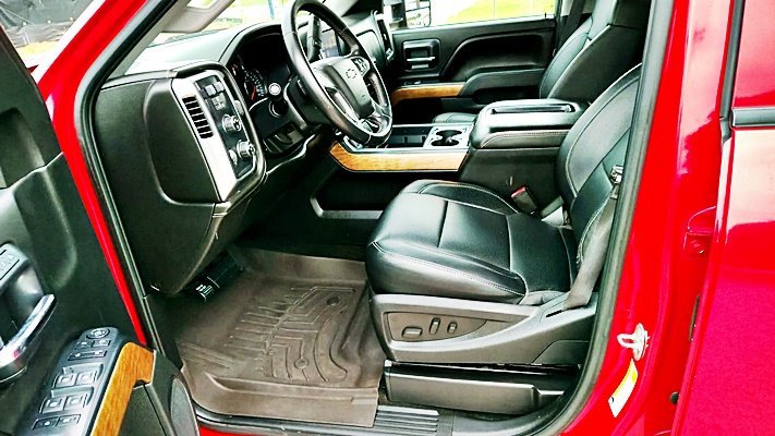 Used 2015 Chevrolet Silverado 2500 LTZ AWD/4WD image 13