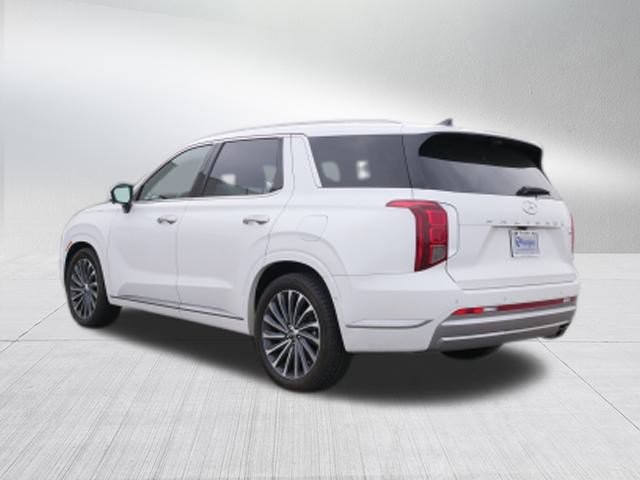 Used 2023 Hyundai Palisade Calligraphy image 5