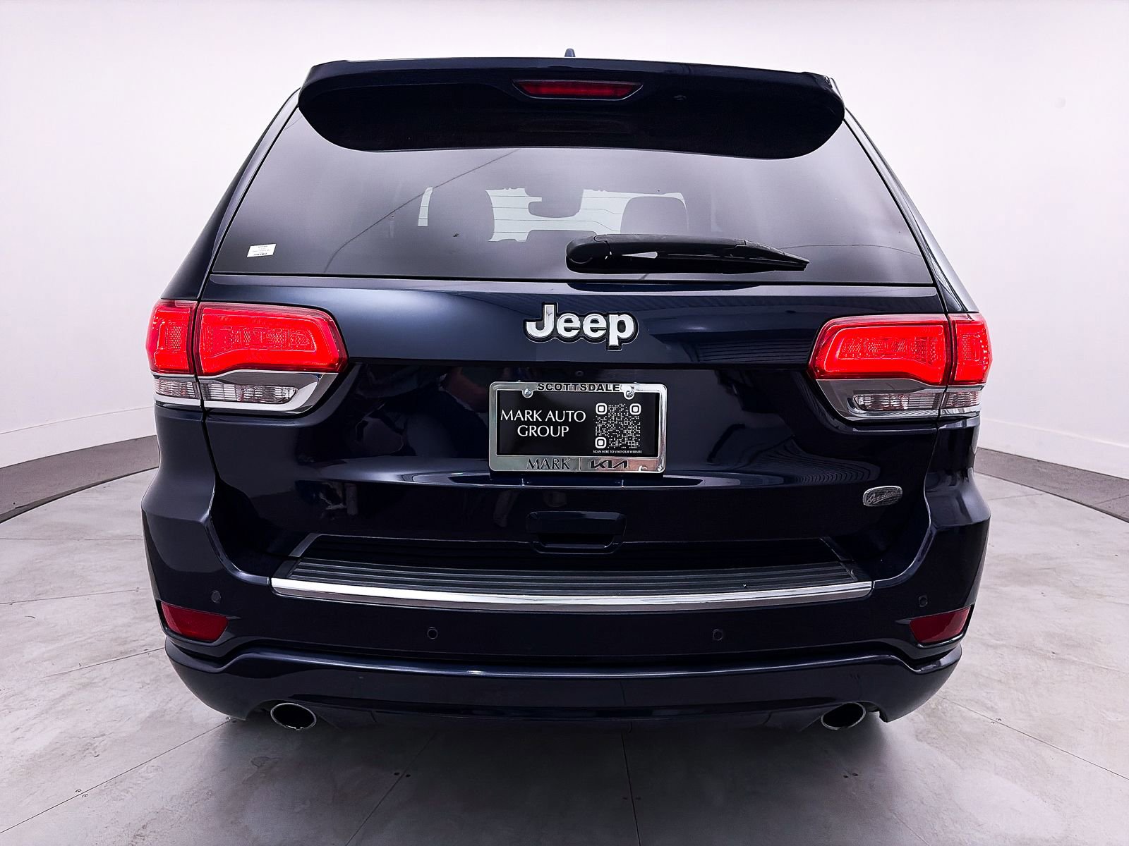Used 2018 Jeep Grand Cherokee Overland image 15