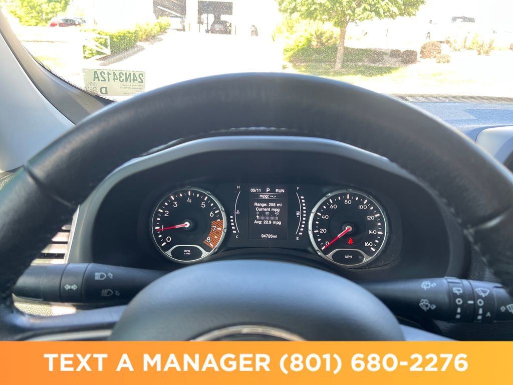 Used 2019 Jeep Renegade Latitude w/ Cold Weather Group AWD/4WD image 15