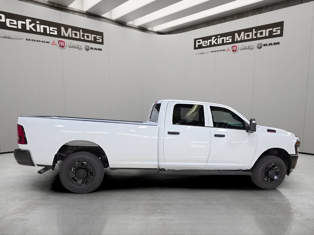 New 2026 RAM 3500 Tradesman AWD/4WD image 6